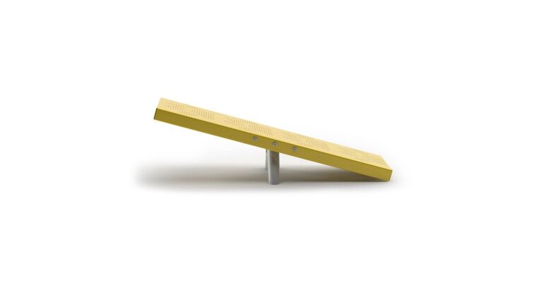 Small moving balance beam - P015-H.jpg